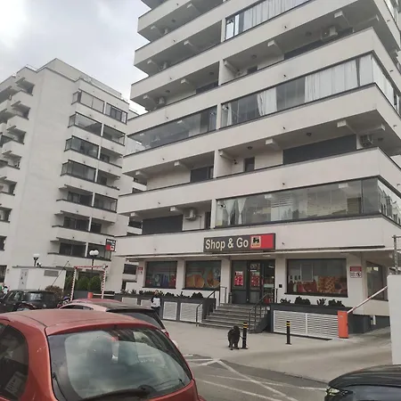 Carol Park Retreat Apartment Bucharest
